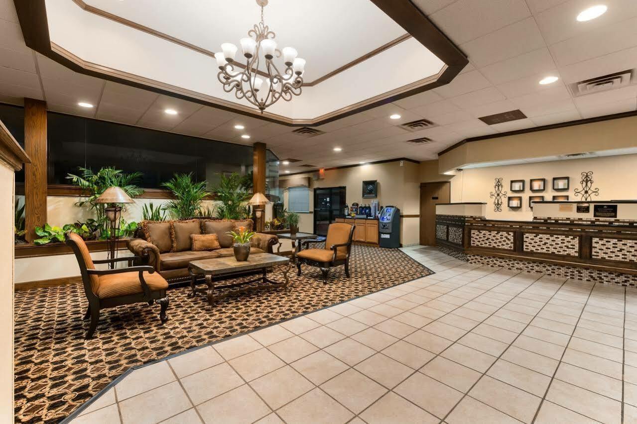 Broadway Inn & Suites Оклахома-Сити Экстерьер фото